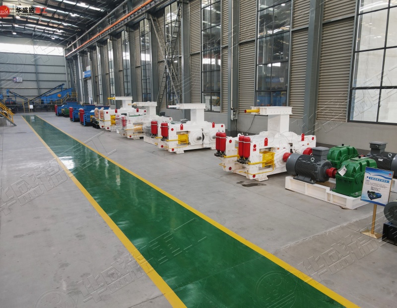鈦鐵礦高壓輥磨機(jī)